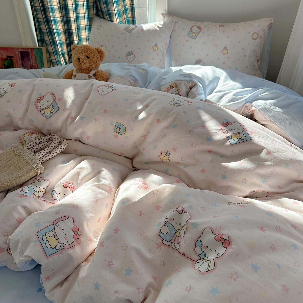 91家纺网 家纺一手货源 找家纺 六巷胡同 2026新款INS减龄可爱风卡通40支13070全棉四件套（第三系列） 粉星闺蜜喵