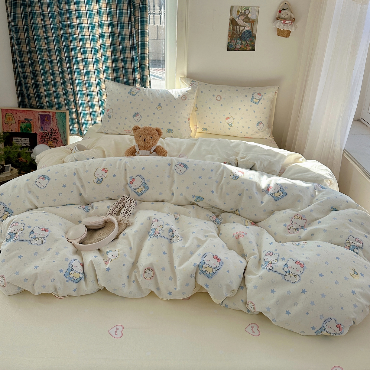 91家纺网 家纺一手货源 找家纺 六巷胡同 2026新款INS减龄可爱风卡通40支13070全棉四件套（第三系列） 蓝星电话喵