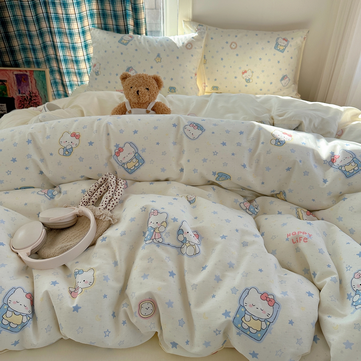 91家纺网 家纺一手货源 找家纺 六巷胡同 2026新款INS减龄可爱风卡通40支13070全棉四件套（第三系列） 蓝星电话喵