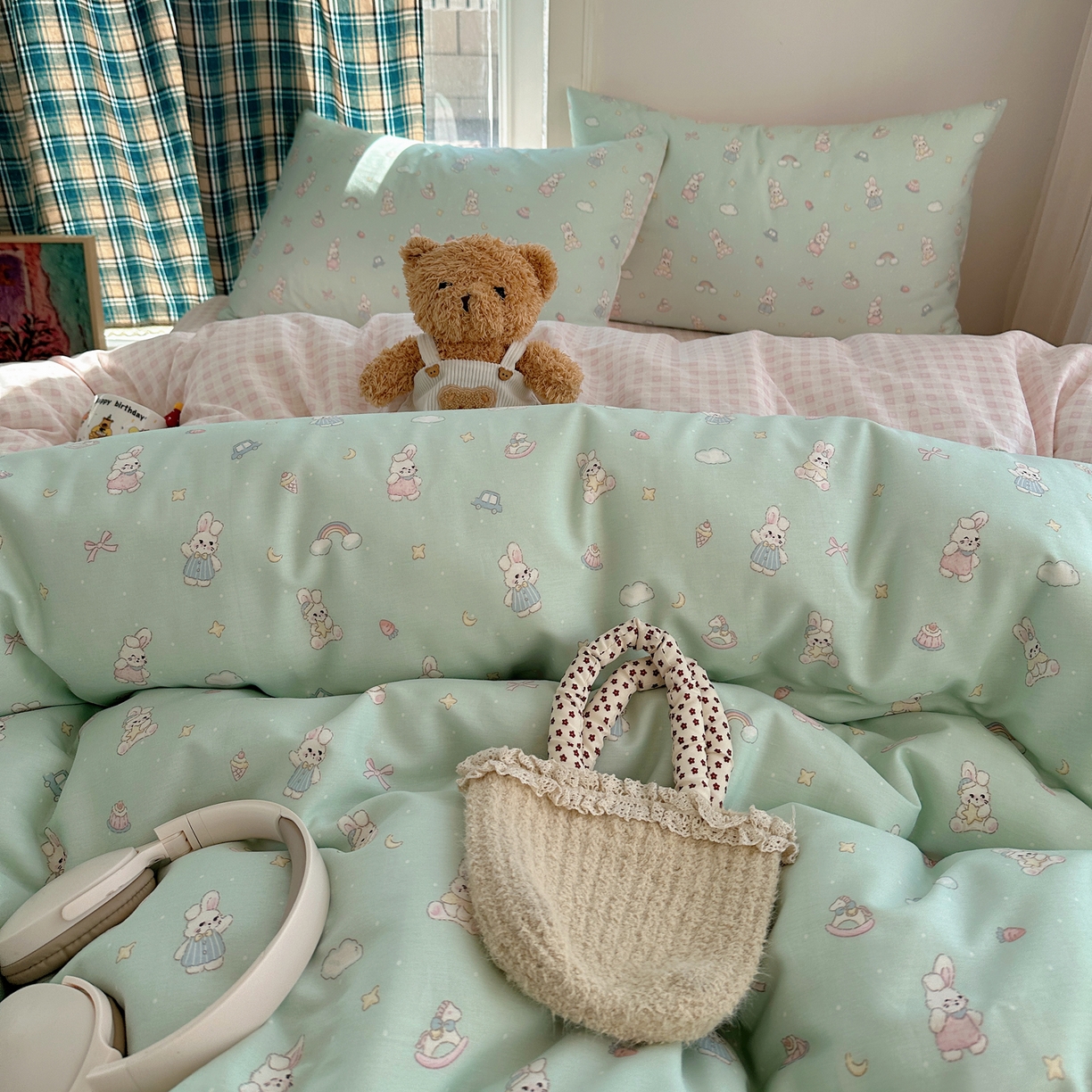 91家纺网 家纺一手货源 找家纺 六巷胡同 2026新款INS减龄可爱风卡通40支13070全棉四件套（第三系列） 萝莉邦尼兔