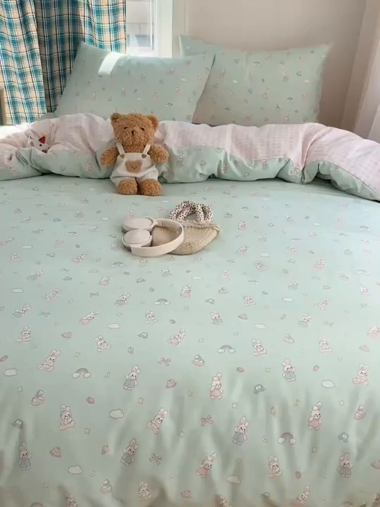 91家纺网 家纺一手货源 找家纺 六巷胡同 2026新款INS减龄可爱风卡通40支13070全棉四件套（第三系列） 萝莉邦尼兔