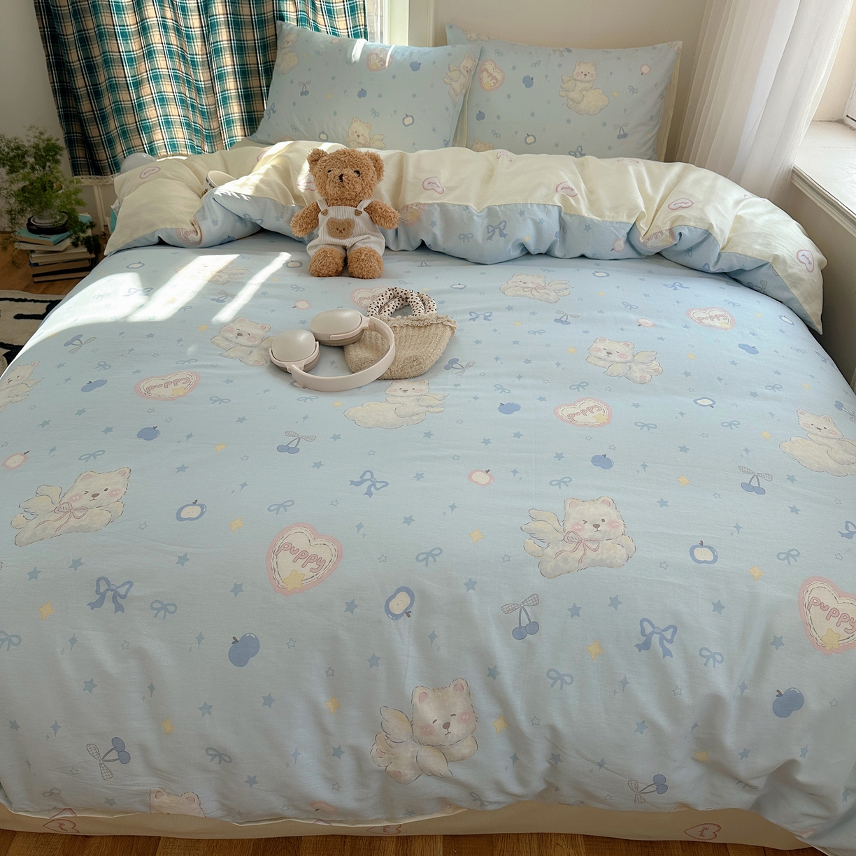 91家纺网 家纺一手货源 找家纺 六巷胡同 2026新款INS减龄可爱风卡通40支13070全棉四件套（第三系列） 萌趣小飞犬