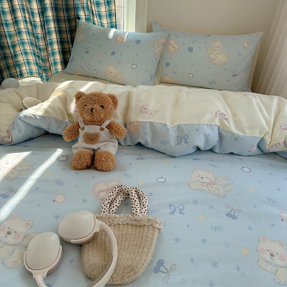 91家纺网 家纺一手货源 找家纺 六巷胡同 2026新款INS减龄可爱风卡通40支13070全棉四件套（第三系列） 萌趣小飞犬