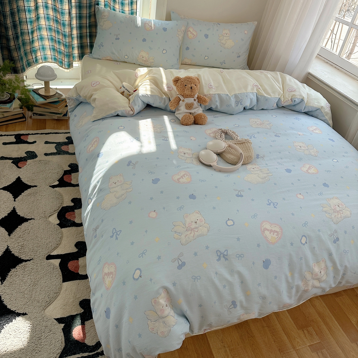 91家纺网 家纺一手货源 找家纺 六巷胡同 2026新款INS减龄可爱风卡通40支13070全棉四件套（第三系列） 萌趣小飞犬