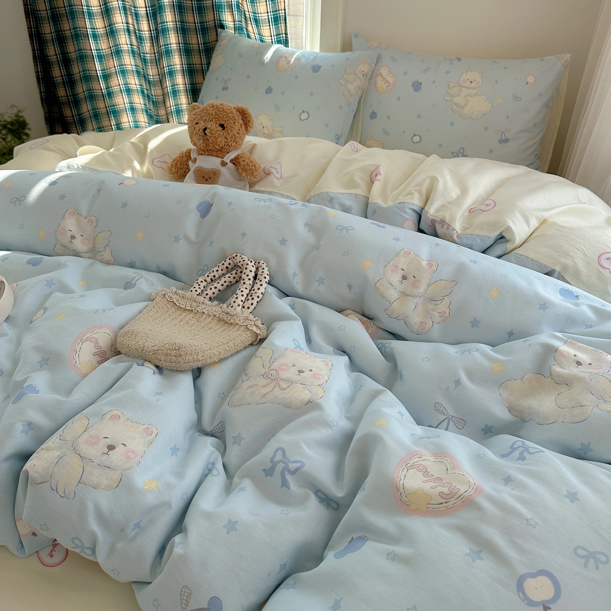 91家纺网 家纺一手货源 找家纺 六巷胡同 2026新款INS减龄可爱风卡通40支13070全棉四件套（第三系列） 萌趣小飞犬