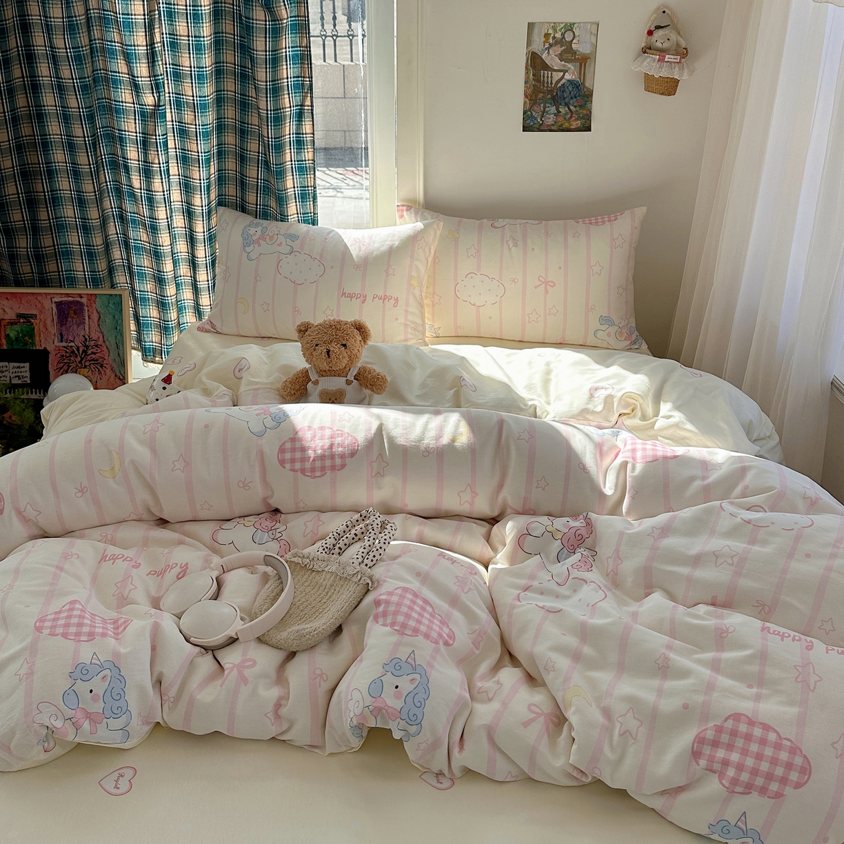 91家纺网 家纺一手货源 找家纺 六巷胡同 2026新款INS减龄可爱风卡通40支13070全棉四件套（第三系列） 梦幻星河马