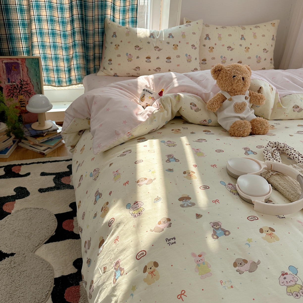 91家纺网 家纺一手货源 找家纺 六巷胡同 2026新款INS减龄可爱风卡通40支13070全棉四件套（第三系列） 气球派希犬