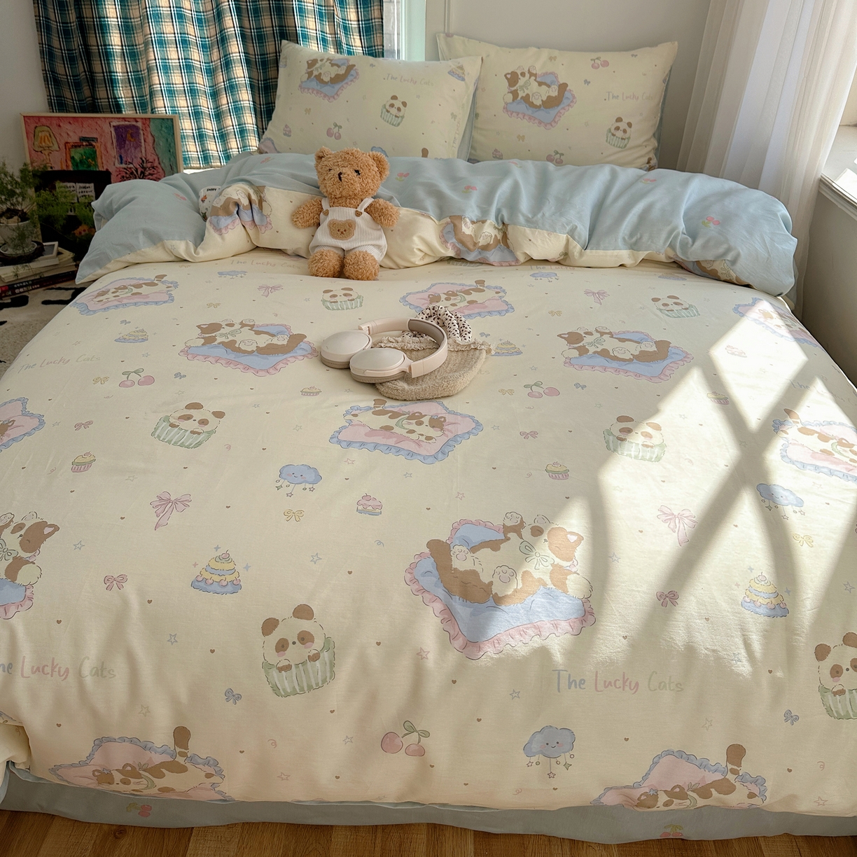 91家纺网 家纺一手货源 找家纺 六巷胡同 2026新款INS减龄可爱风卡通40支13070全棉四件套（第三系列） 慵懒猫咪崽