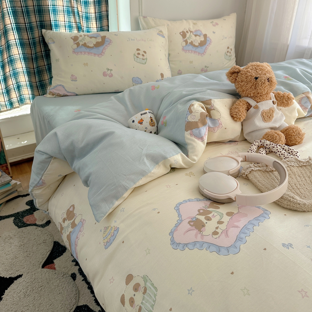 91家纺网 家纺一手货源 找家纺 六巷胡同 2026新款INS减龄可爱风卡通40支13070全棉四件套（第三系列） 慵懒猫咪崽