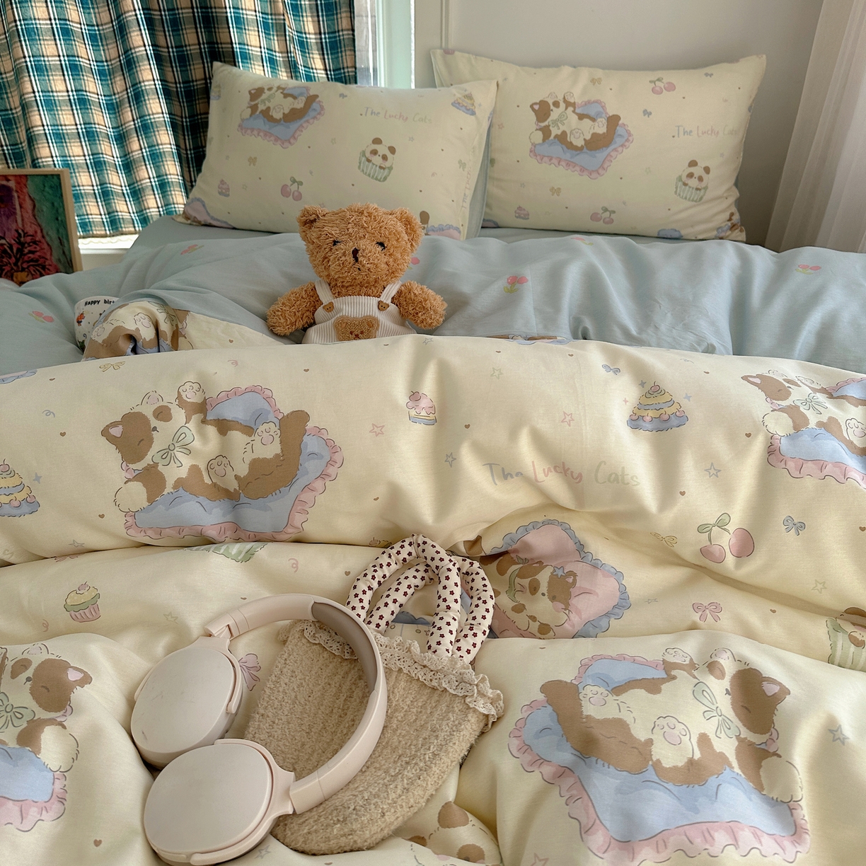 91家纺网 家纺一手货源 找家纺 六巷胡同 2026新款INS减龄可爱风卡通40支13070全棉四件套（第三系列） 慵懒猫咪崽