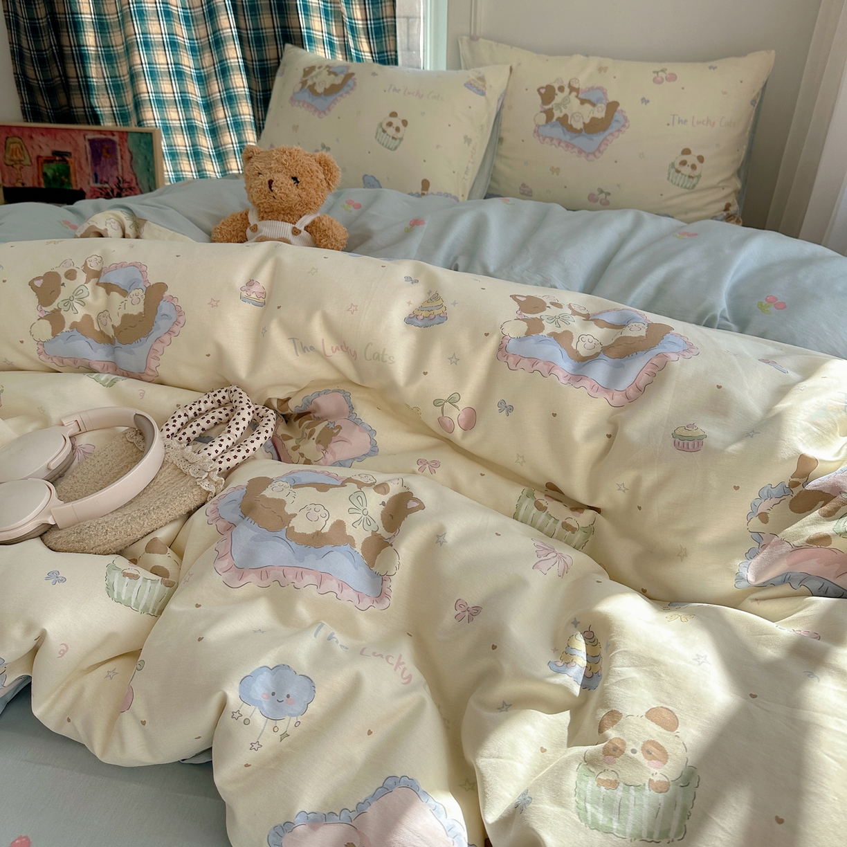 91家纺网 家纺一手货源 找家纺 六巷胡同 2026新款INS减龄可爱风卡通40支13070全棉四件套（第三系列） 慵懒猫咪崽