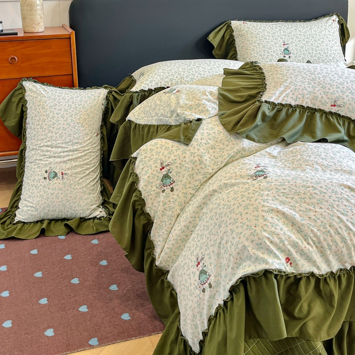 91家纺网 家纺一手货源 找家纺 尚美 2026新款法式复古大花边仿棉床盖四件套 萌萌兔绿