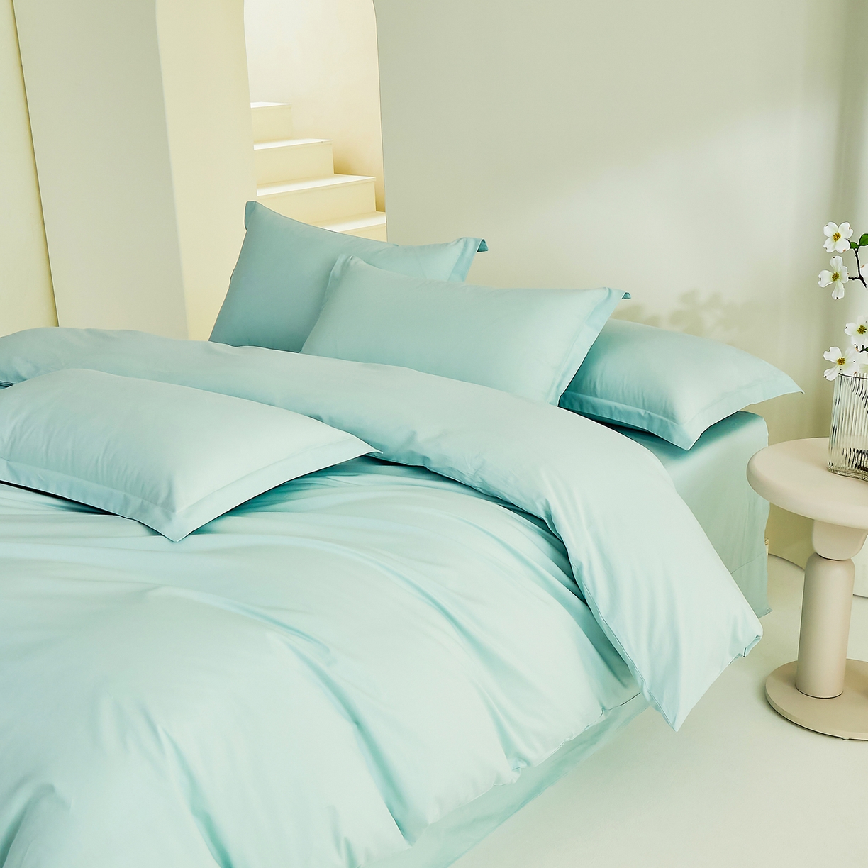 91家纺网 家纺一手货源 找家纺 元元家居（元元被业） 2026新款全棉纯棉13372纯色四件套系列 天梦蓝