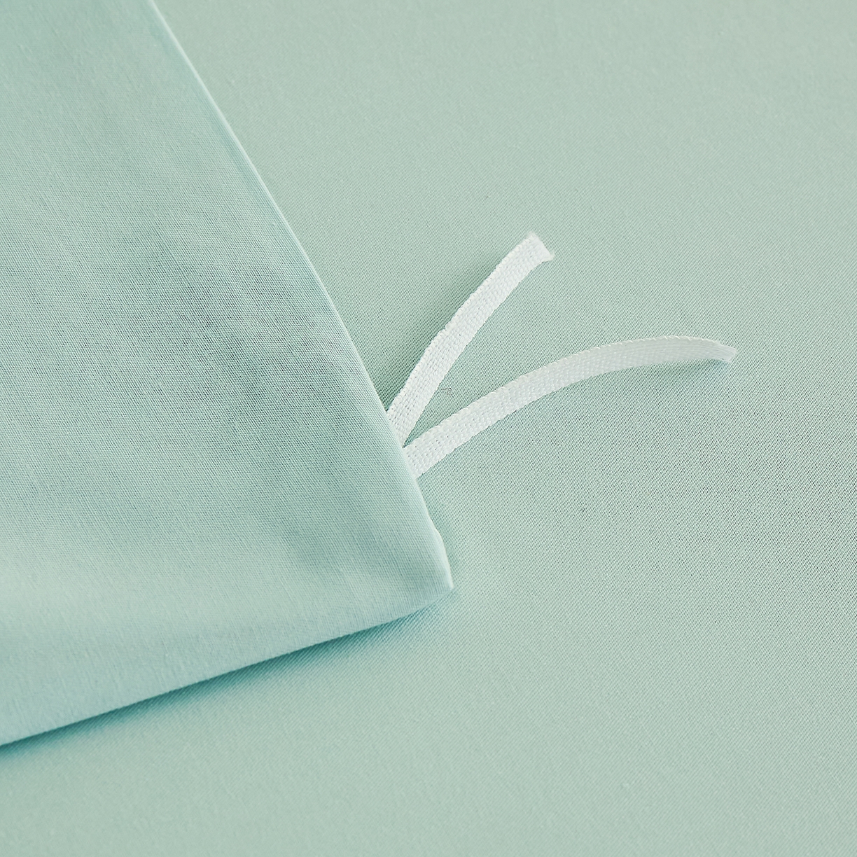 91家纺网 家纺一手货源 找家纺 元元家居（元元被业） 2026新款全棉纯棉13372纯色四件套系列 天梦蓝