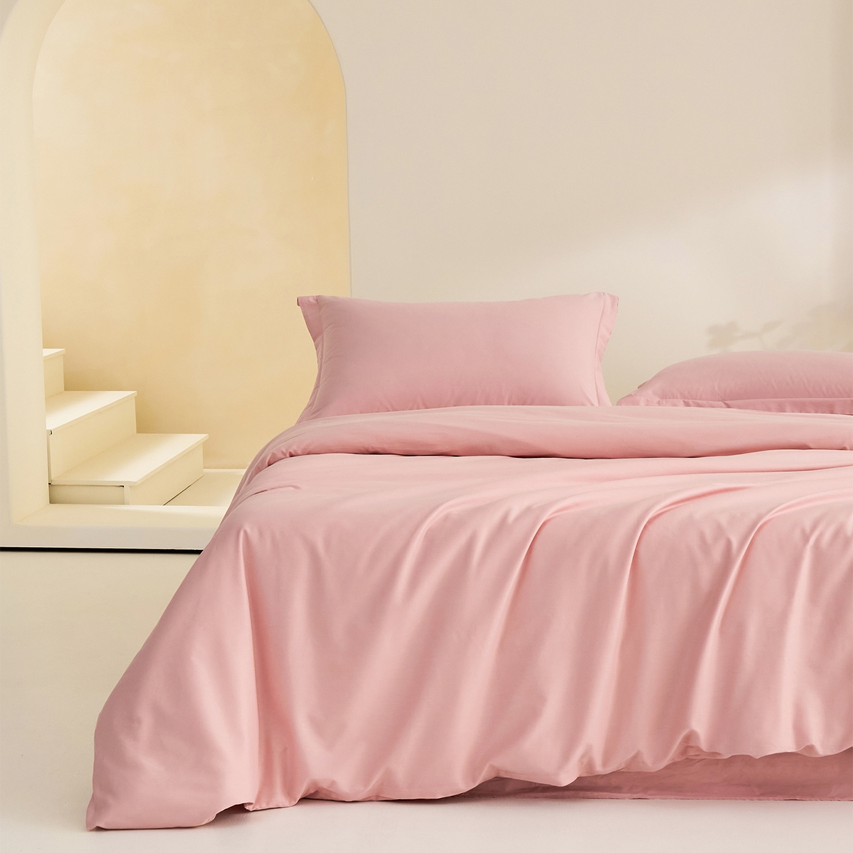 91家纺网 家纺一手货源 找家纺 元元家居（元元被业） 2026新款全棉纯棉13372纯色两用夏被夏凉被空调被四件套 果粉