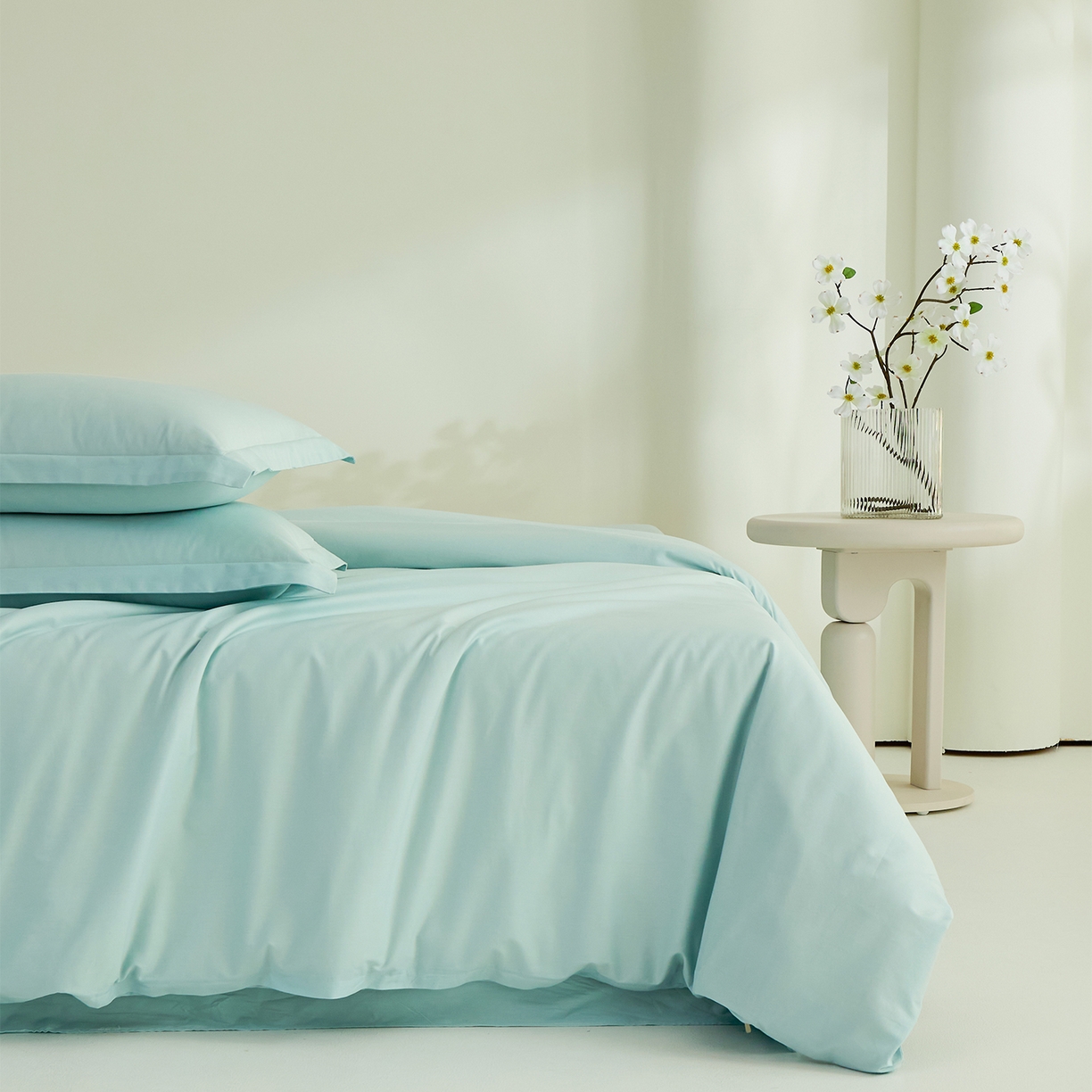 91家纺网 家纺一手货源 找家纺 元元家居（元元被业） 2026新款全棉纯棉13372纯色两用夏被夏凉被空调被四件套 天梦蓝