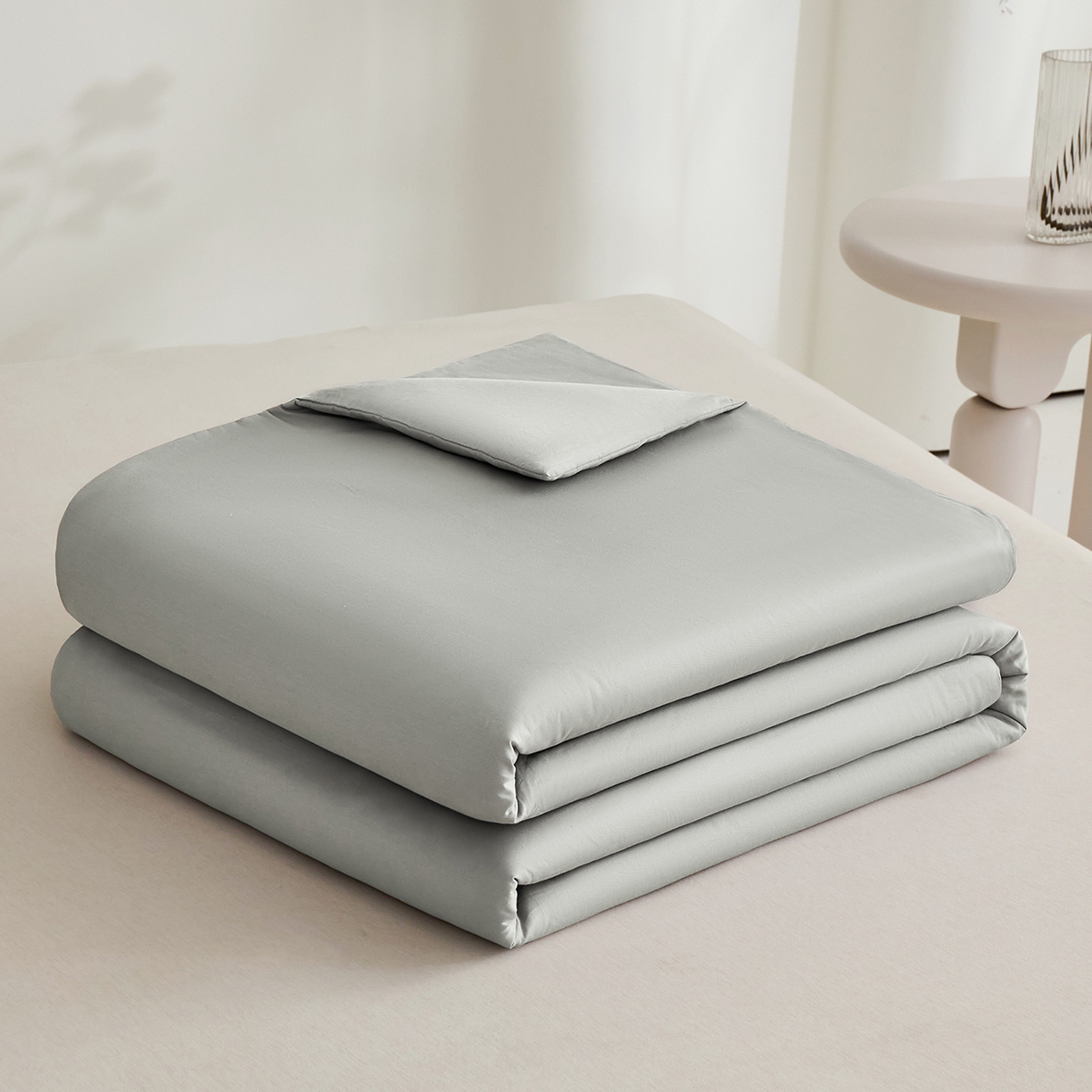 91家纺网 家纺一手货源 找家纺 元元家居（元元被业） 2026新款全棉纯棉13372纯色两用夏被夏凉被空调被四件套 雅灰