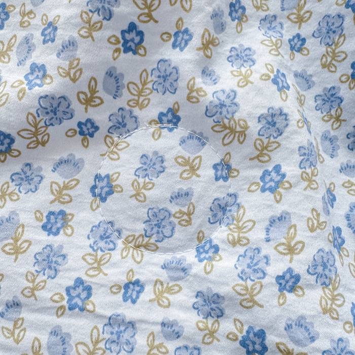 91家纺网 家纺一手货源 找家纺 憨豆家纺 2026春夏新款古法仿棉夏被四件套镂空花边大板印花夏凉被空调被（含抗菌纤维） 梦马生花