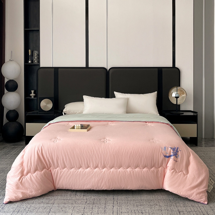 91家纺网 家纺一手货源 找家纺 梦莎被业 2026新款A类亲肤水洗棉大豆被--梦系列 梦之粉