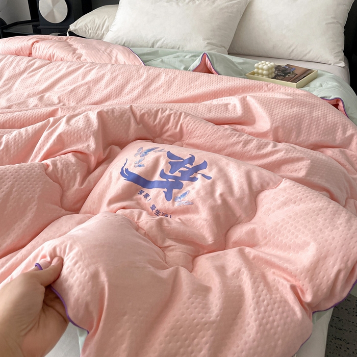 91家纺网 家纺一手货源 找家纺 梦莎被业 2026新款A类亲肤水洗棉大豆被--梦系列 梦之粉