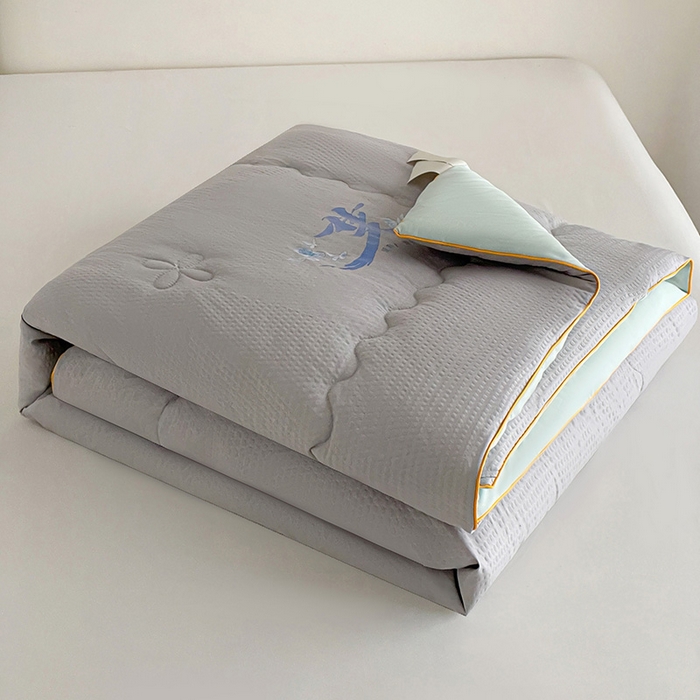 91家纺网 家纺一手货源 找家纺 梦莎被业 2026新款A类亲肤水洗棉大豆被--梦系列 梦之灰