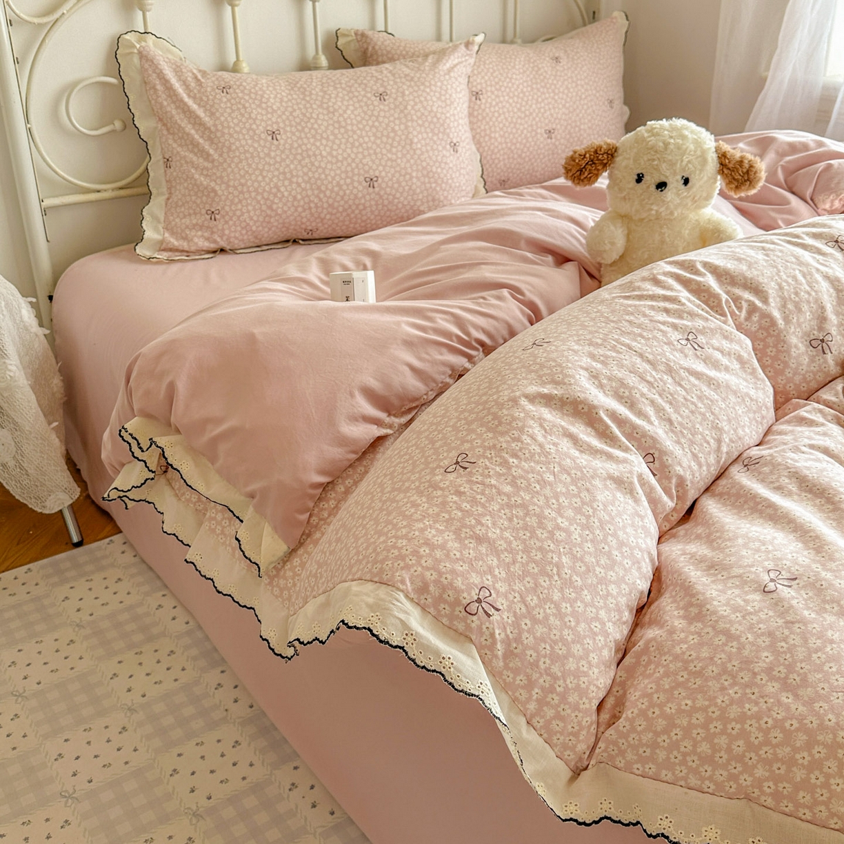 91家纺网 家纺一手货源 找家纺 晚爱家纺（原晚安家居） 2026春夏新款古法水洗棉复古法式花边四件套少女公主风 粉色蝴蝶结