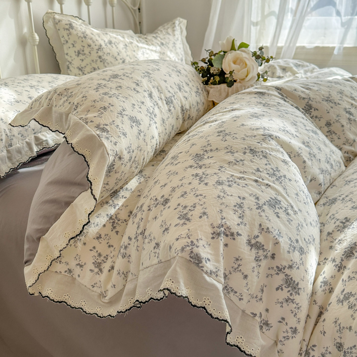 91家纺网 家纺一手货源 找家纺 晚爱家纺（原晚安家居） 2026春夏新款古法水洗棉复古法式花边四件套少女公主风 雾蓝花野