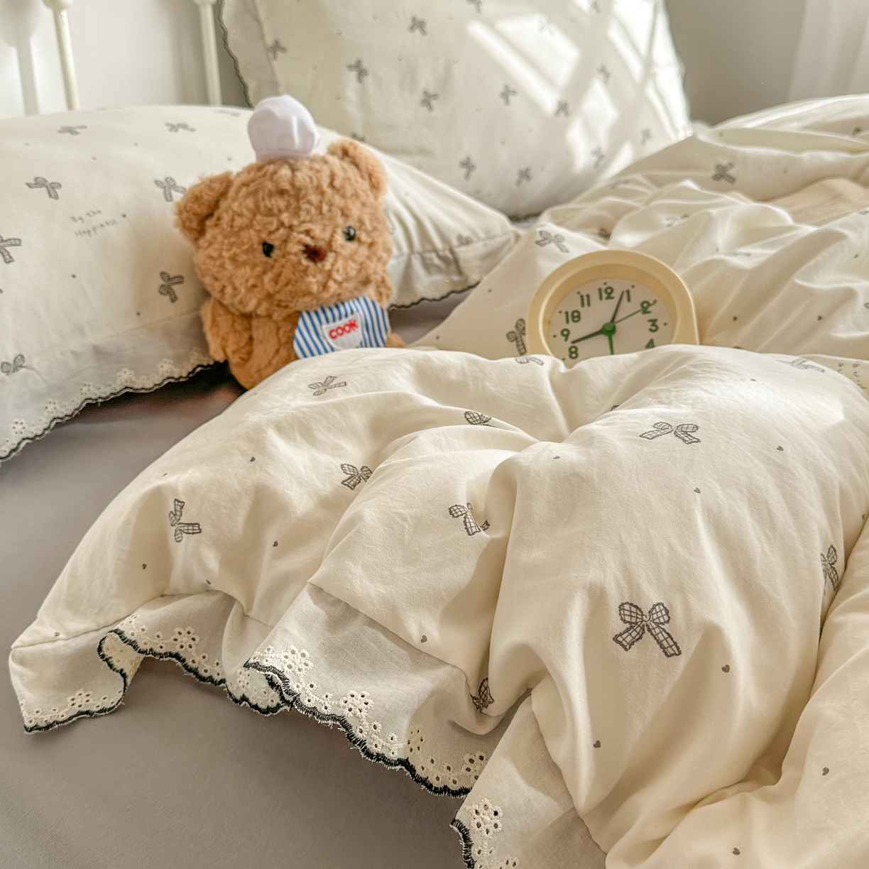 91家纺网 家纺一手货源 找家纺 晚爱家纺（原晚安家居） 2026春夏新款古法水洗棉复古法式花边四件套少女公主风 奶白蝴蝶结