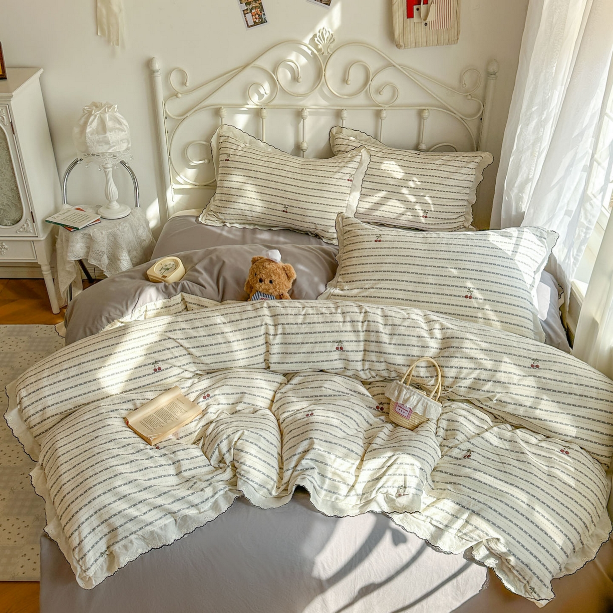 91家纺网 家纺一手货源 找家纺 晚爱家纺（原晚安家居） 2026春夏新款古法水洗棉复古法式花边四件套少女公主风 樱桃日记