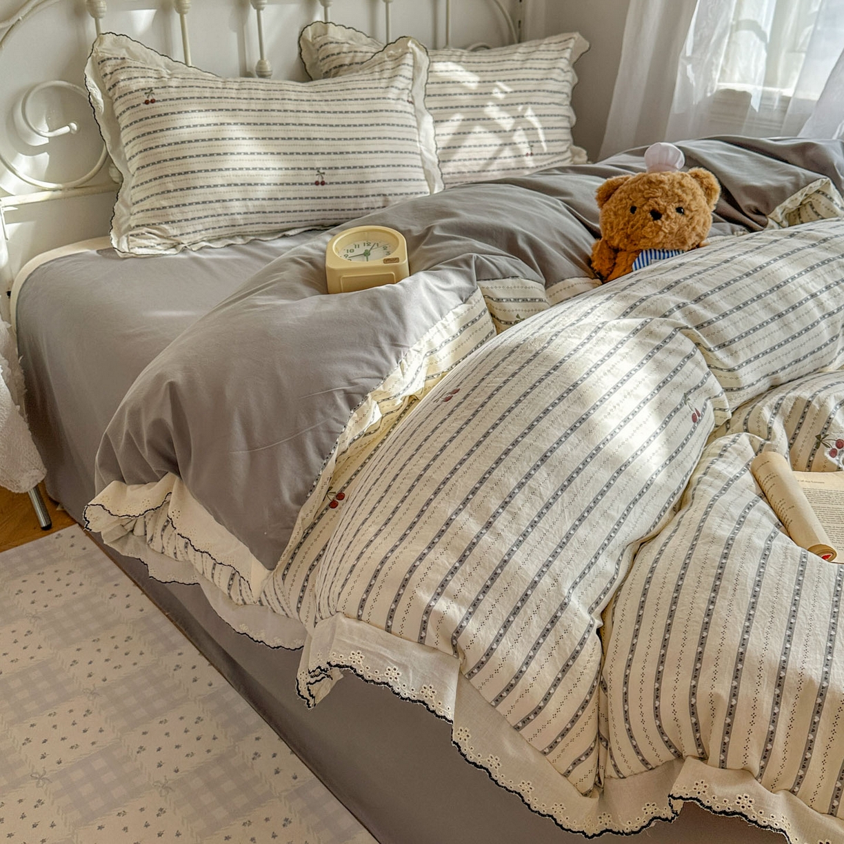 91家纺网 家纺一手货源 找家纺 晚爱家纺（原晚安家居） 2026春夏新款古法水洗棉复古法式花边四件套少女公主风 樱桃日记