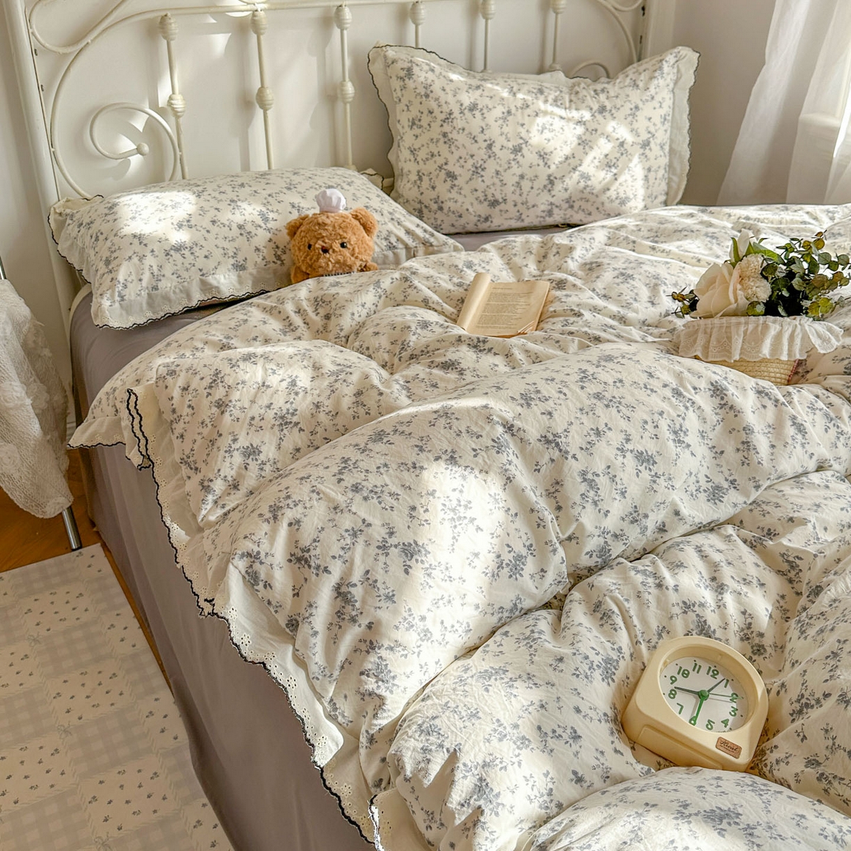 91家纺网 家纺一手货源 找家纺 晚爱家纺（原晚安家居） 2026春夏新款古法水洗棉复古法式花边四件套少女公主风 雾蓝花野