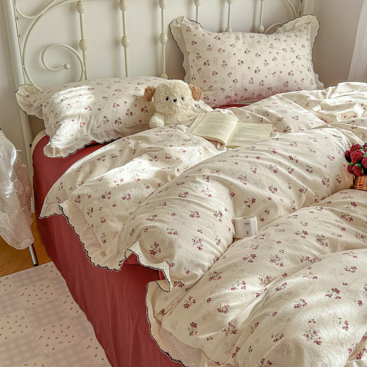 91家纺网 家纺一手货源 找家纺 晚爱家纺（原晚安家居） 2026春夏新款古法水洗棉复古法式花边四件套少女公主风 浆果日记