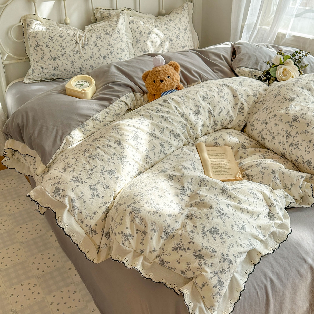 91家纺网 家纺一手货源 找家纺 晚爱家纺（原晚安家居） 2026春夏新款古法水洗棉复古法式花边四件套少女公主风 雾蓝花野