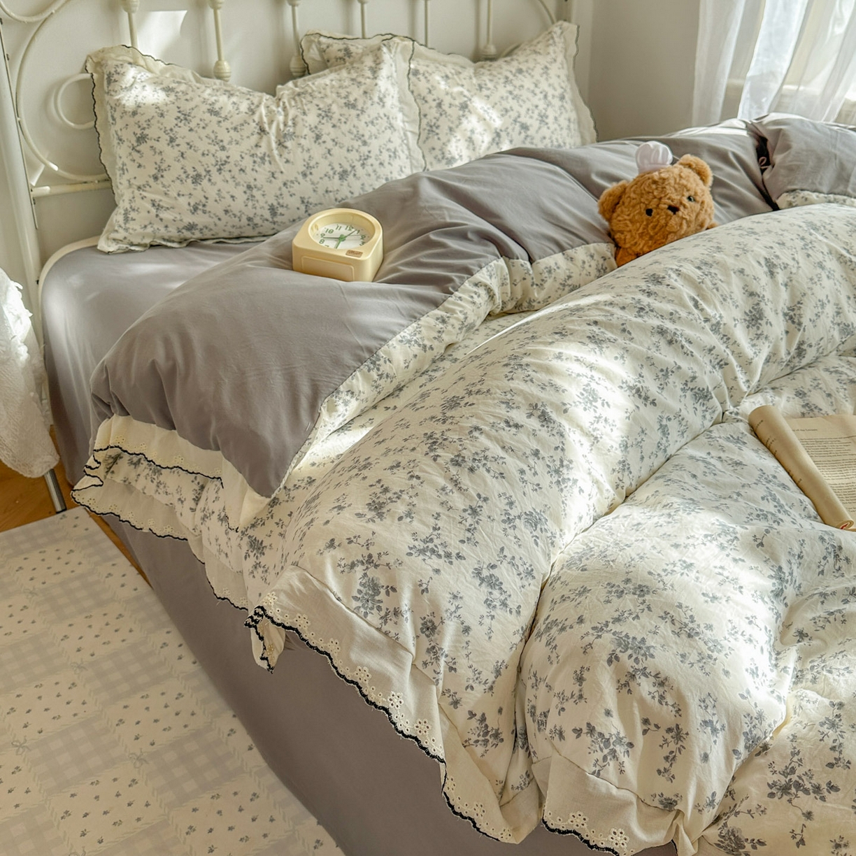 91家纺网 家纺一手货源 找家纺 晚爱家纺（原晚安家居） 2026春夏新款古法水洗棉复古法式花边四件套少女公主风 雾蓝花野