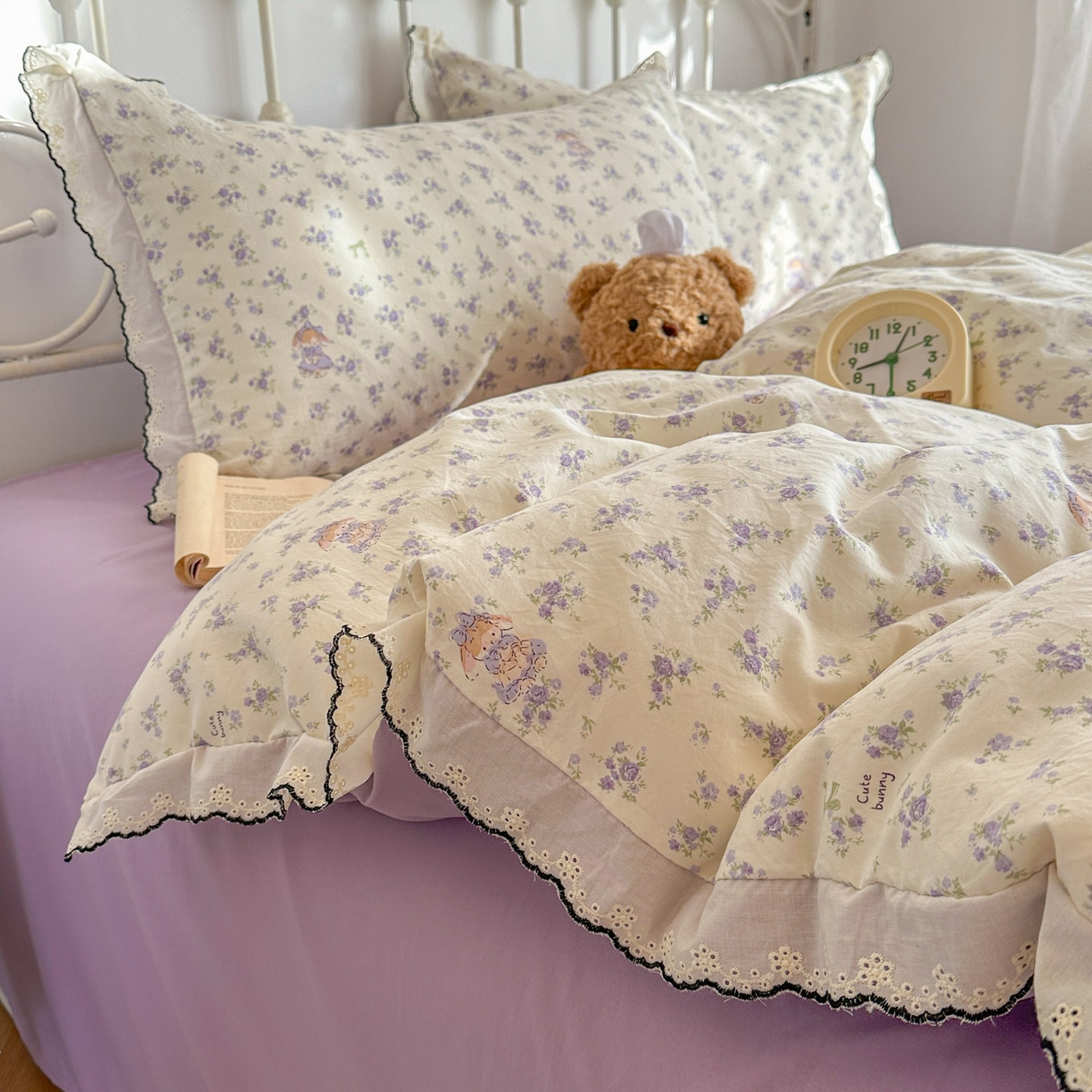 91家纺网 家纺一手货源 找家纺 晚爱家纺（原晚安家居） 2026春夏新款古法水洗棉复古法式花边四件套少女公主风 紫雾小兔