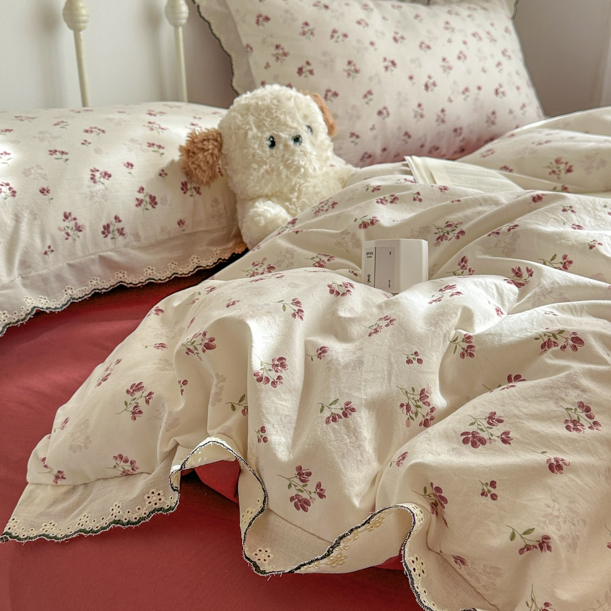 91家纺网 家纺一手货源 找家纺 晚爱家纺（原晚安家居） 2026春夏新款古法水洗棉复古法式花边四件套少女公主风 浆果日记