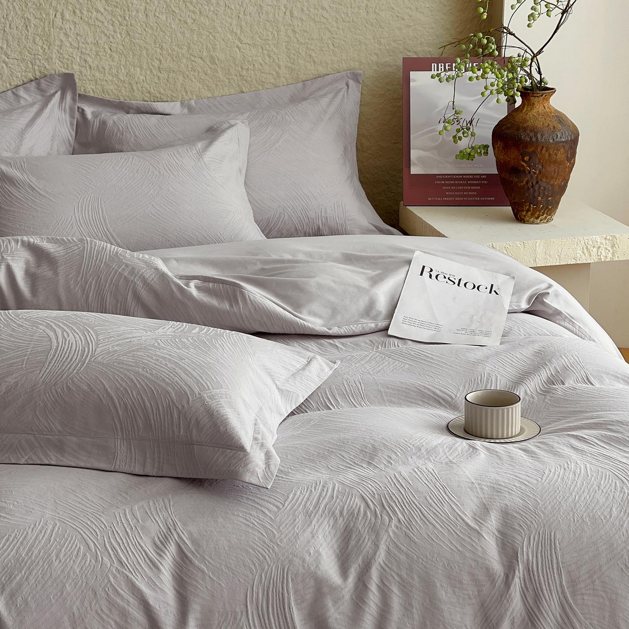 91家纺网 家纺一手货源 找家纺 麦田家纺 2026新款A类全棉亮面浮雕提花四件套 布兰卡-银灰