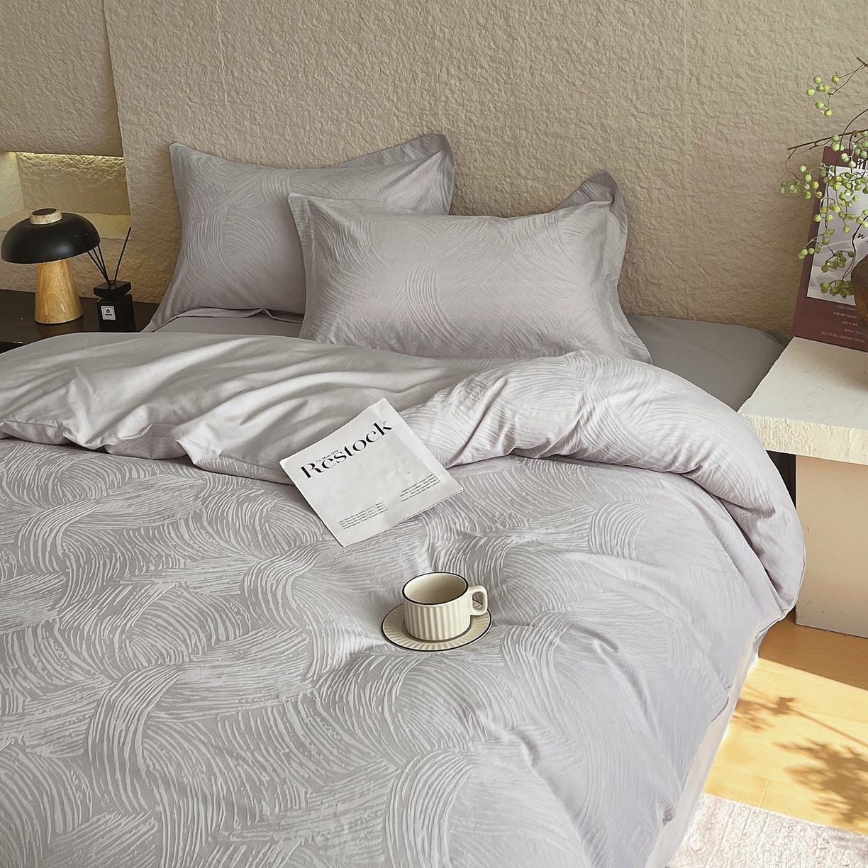 91家纺网 家纺一手货源 找家纺 麦田家纺 2026新款A类全棉亮面浮雕提花四件套 布兰卡-银灰