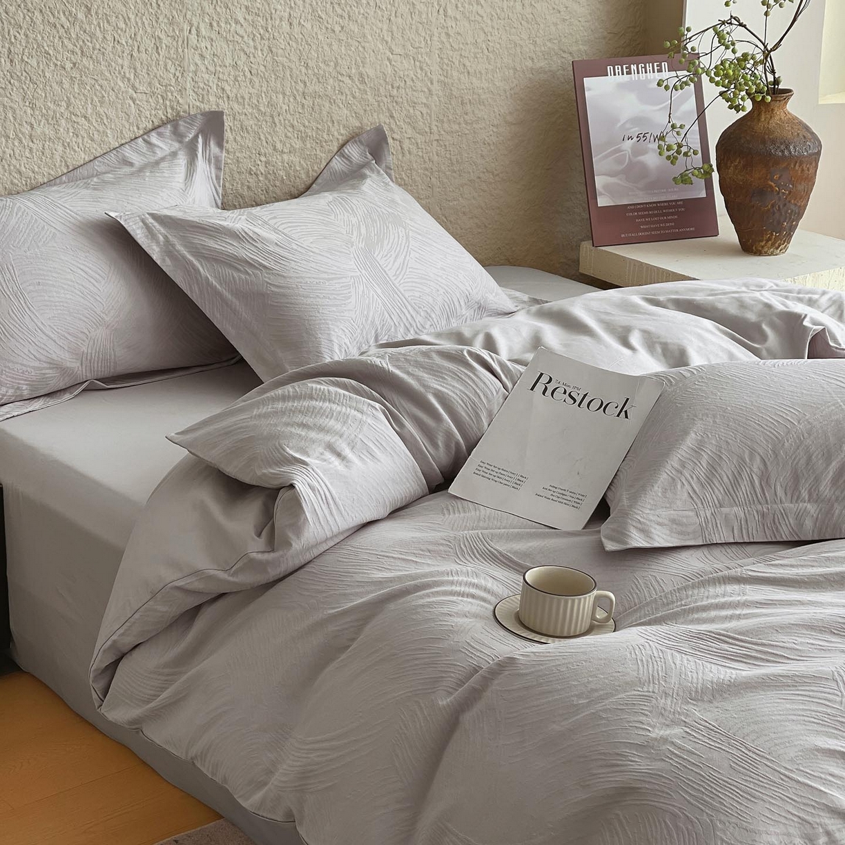 91家纺网 家纺一手货源 找家纺 麦田家纺 2026新款A类全棉亮面浮雕提花四件套 布兰卡-银灰