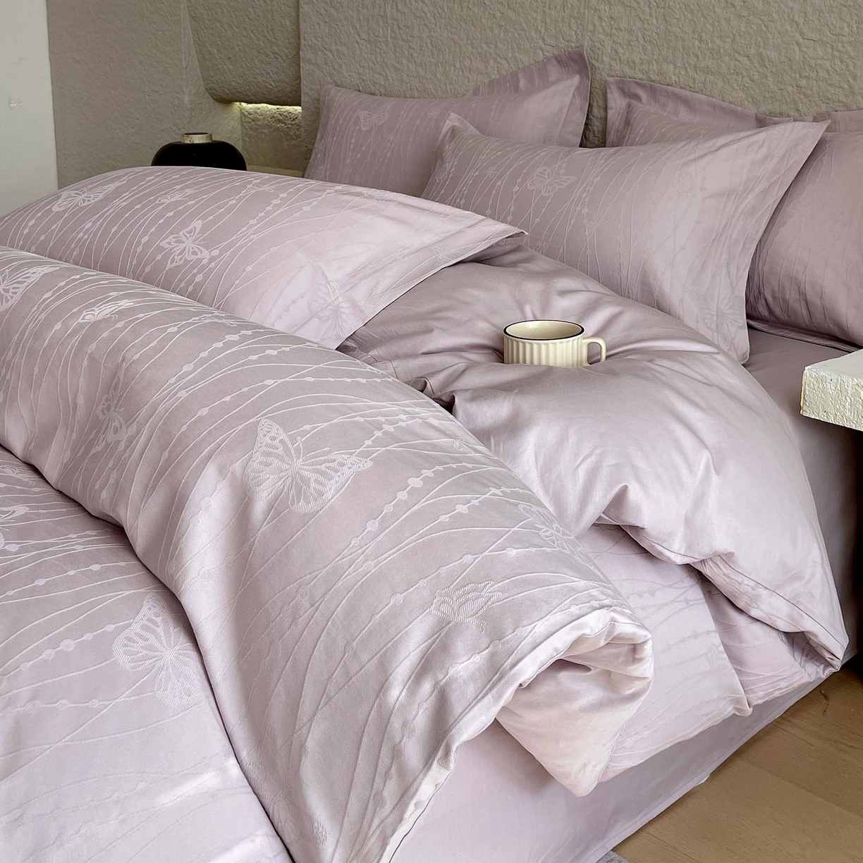 麦田家纺 2026新款A类全棉亮面浮雕提花四件套 蝶梦-淡雅紫