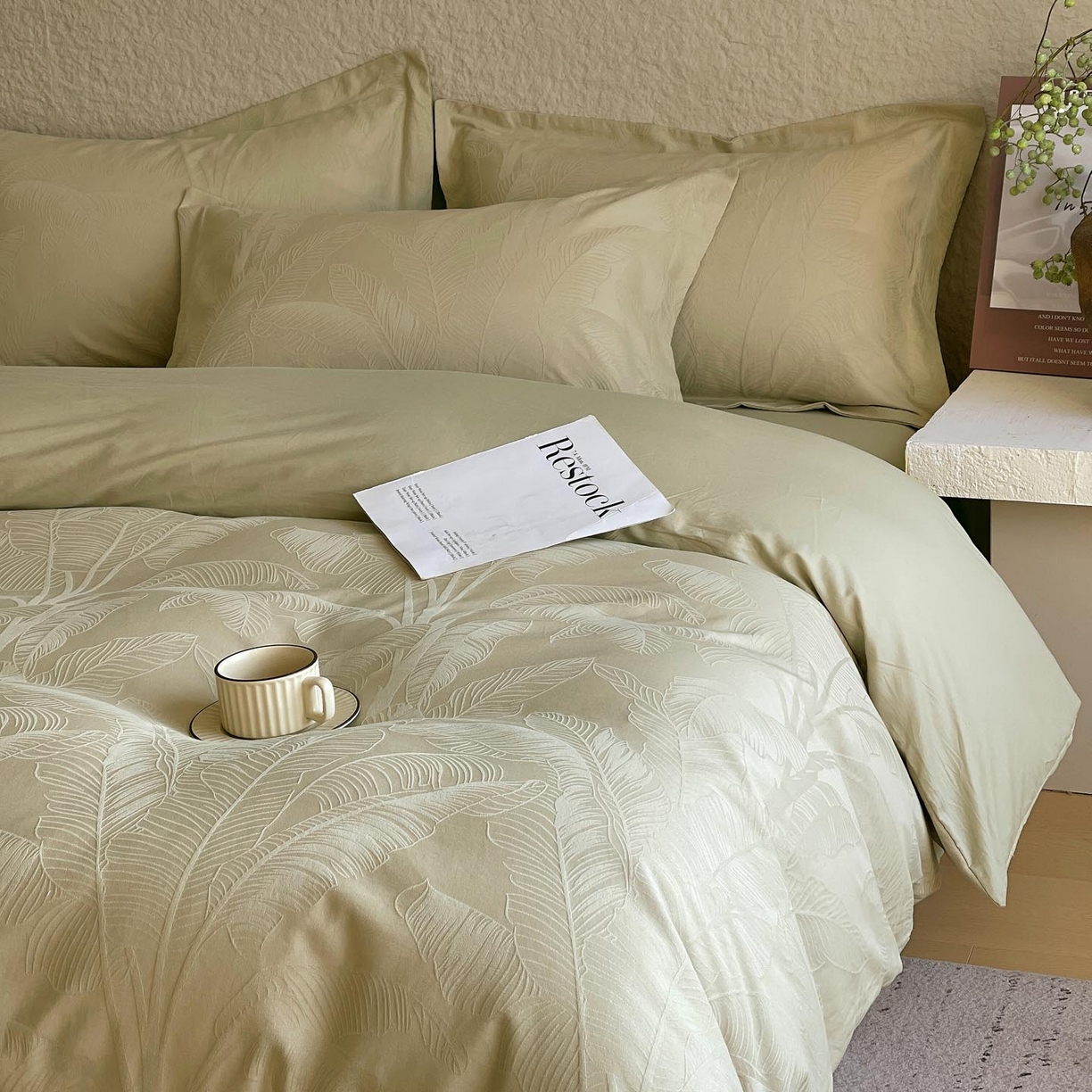 91家纺网 家纺一手货源 找家纺 麦田家纺 2026新款A类全棉亮面浮雕提花四件套 焦野-奶绿