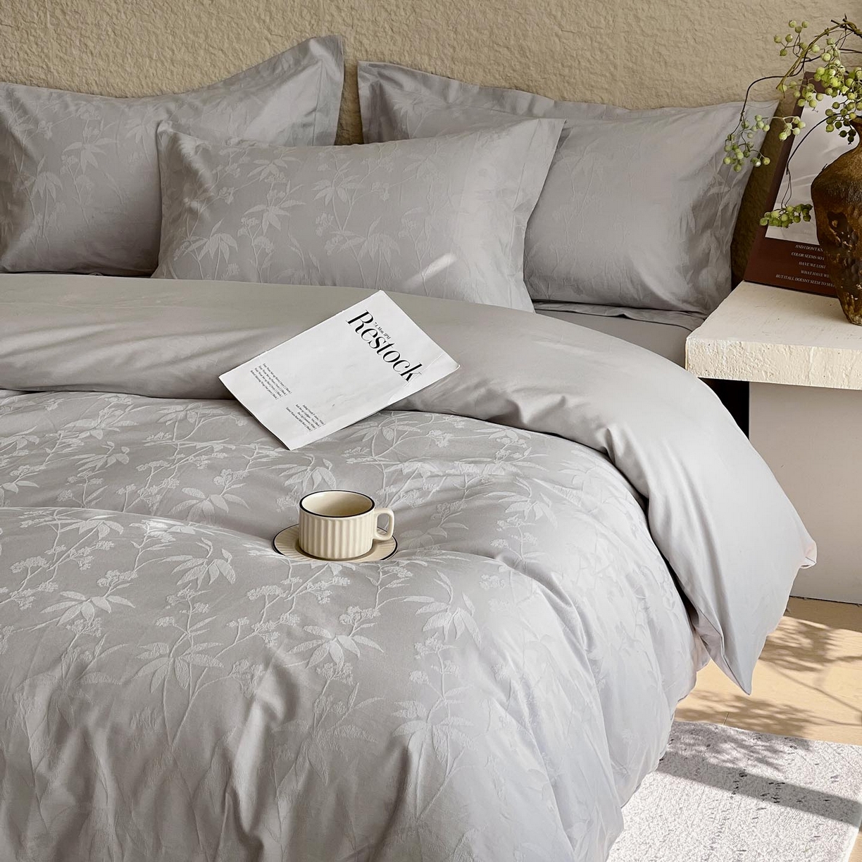 91家纺网 家纺一手货源 找家纺 麦田家纺 2026新款A类全棉亮面浮雕提花四件套 森语集-银灰