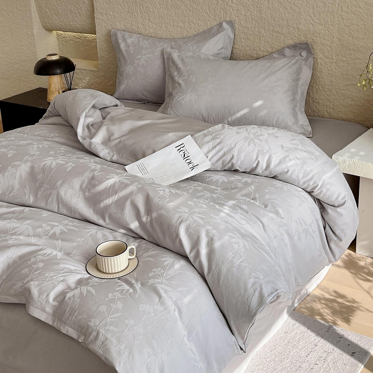 91家纺网 家纺一手货源 找家纺 麦田家纺 2026新款A类全棉亮面浮雕提花四件套 森语集-银灰