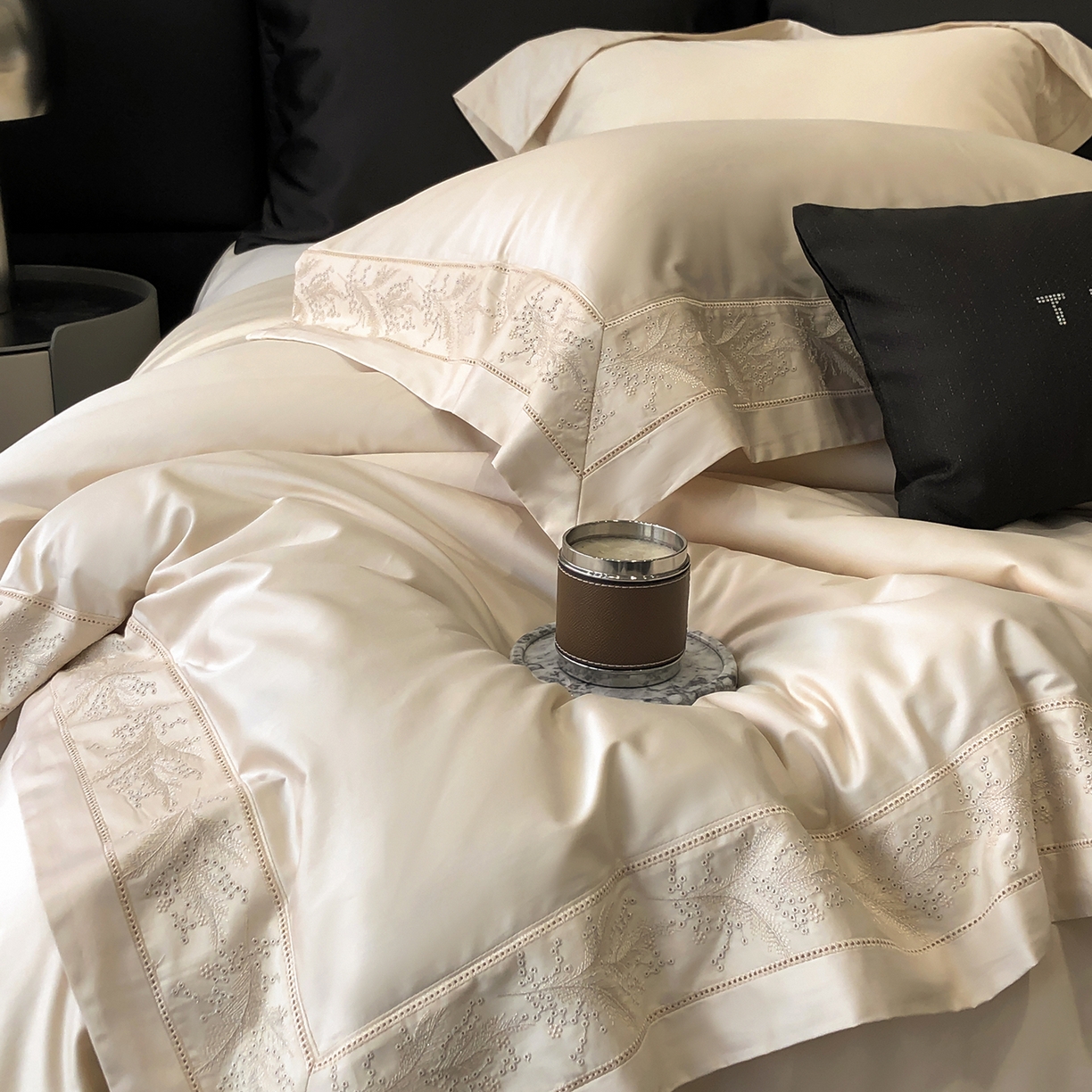 91家纺网 家纺一手货源 找家纺 太古汇家居 2026新款新疆长绒棉“仙本那”系列四件套 仙本那-奶油米（会员280/300），控价——券后标准388元