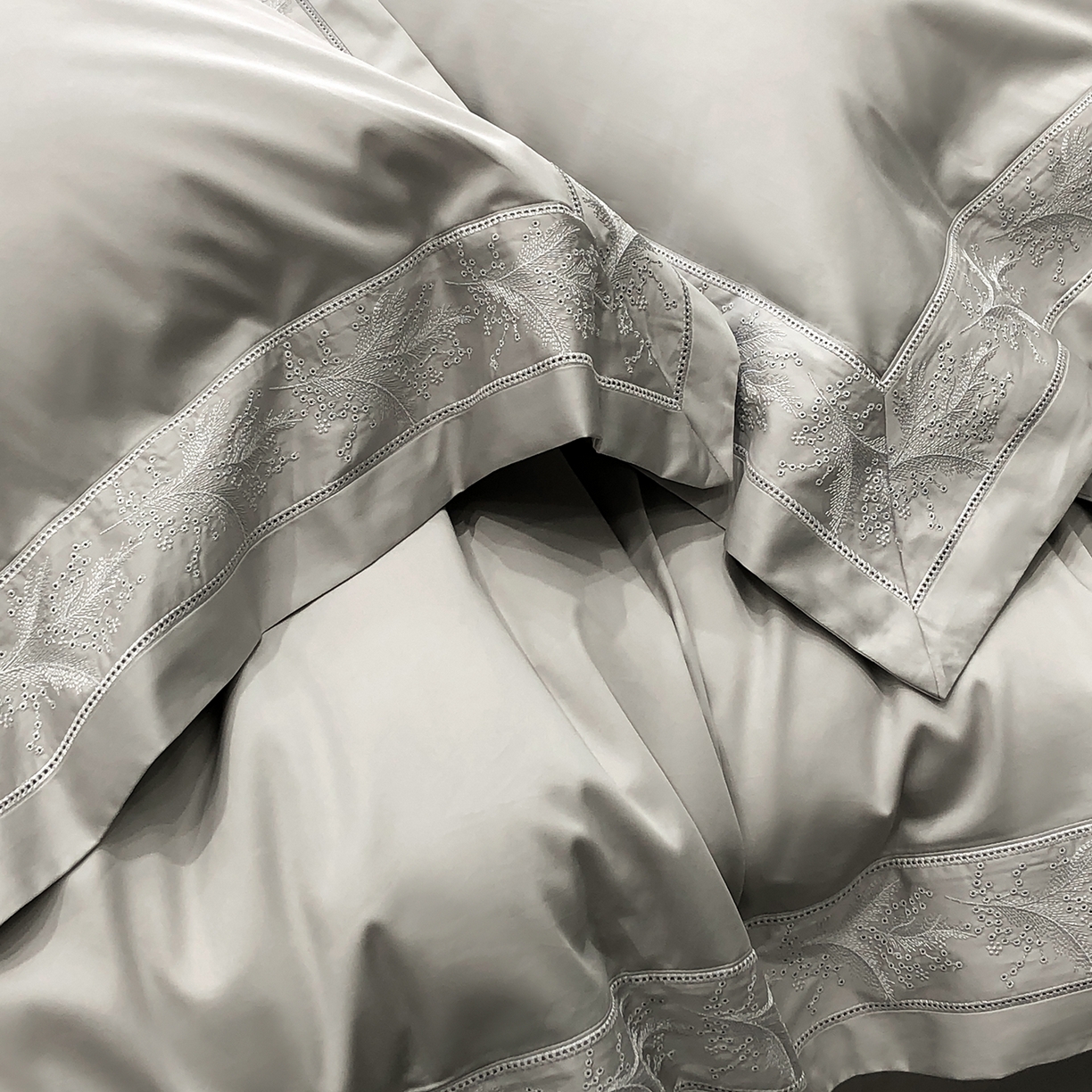 91家纺网 家纺一手货源 找家纺 太古汇家居 2026新款新疆长绒棉“仙本那”系列四件套 仙本那-太空灰（会员280/300），控价——券后标准388元