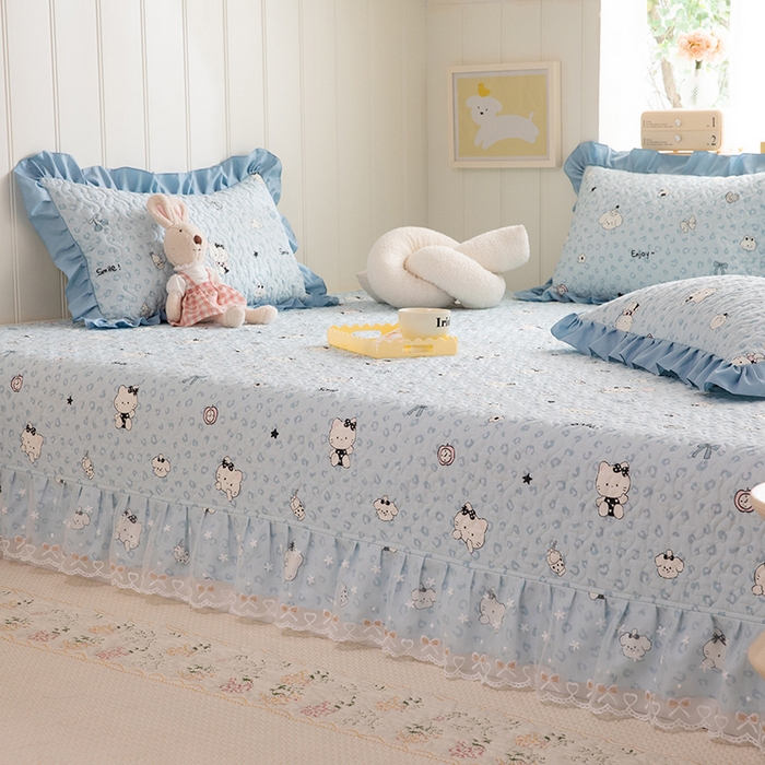 91家纺网 家纺一手货源 找家纺 美达家纺 2026新款A类全棉夹棉蕾丝花边榻榻米床垫大炕盖 豹纹猫咪