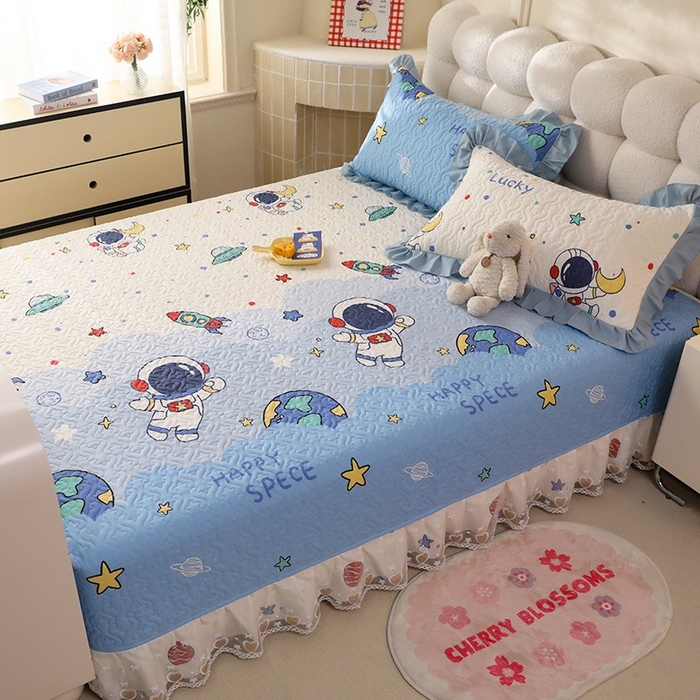 91家纺网 家纺一手货源 找家纺 美达家纺 2026新款A类全棉夹棉蕾丝花边榻榻米床垫大炕盖 太空卫士