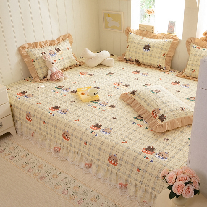 91家纺网 家纺一手货源 找家纺 美达家纺 2026新款A类全棉夹棉蕾丝花边榻榻米床垫大炕盖 萌趣时光