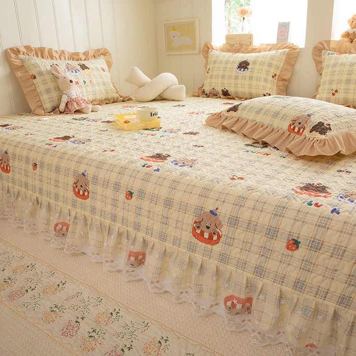 91家纺网 家纺一手货源 找家纺 美达家纺 2026新款A类全棉夹棉蕾丝花边榻榻米床垫大炕盖 萌趣时光