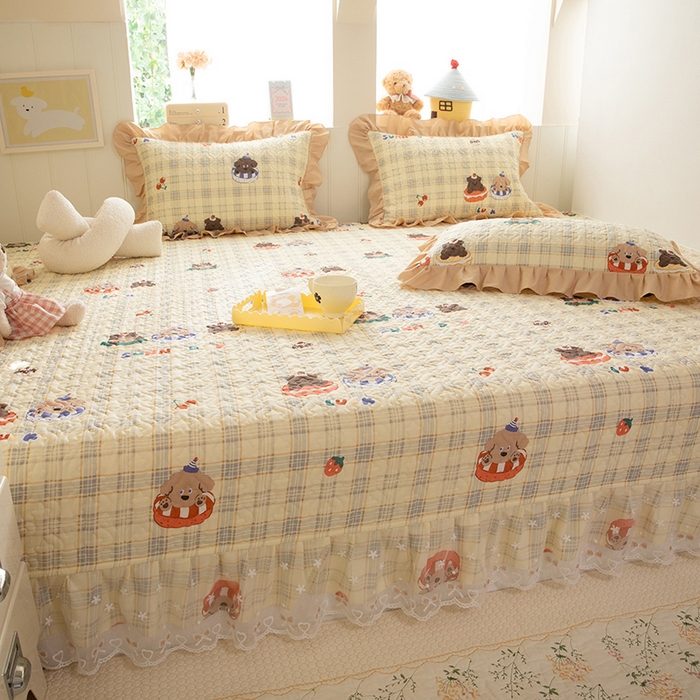 91家纺网 家纺一手货源 找家纺 美达家纺 2026新款A类全棉夹棉蕾丝花边榻榻米床垫大炕盖 萌趣时光